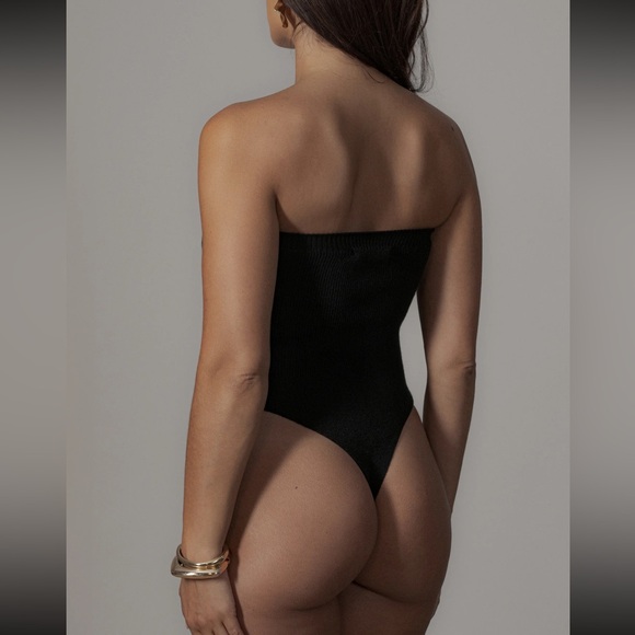 JLUXLABEL-NWT-SMALL-BLACK SEABOUND BODYSUIT BRAND NEW NEVER WORN - Picture 3 of 5